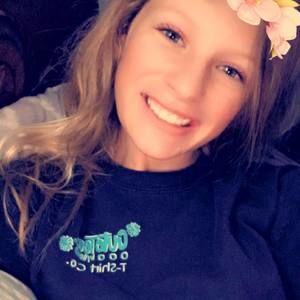 Meet your Posher, Katelynn